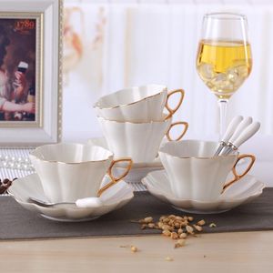 Engelsk stil eftermiddag te lotus modell kaffemuggsefat keramik cup set kostym copos tazas cappuccino latte muggar koppar