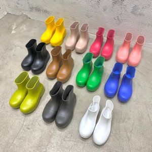 GAI GAI GAI Top Stiefel Damen Candy Solid Colors Pink Triple Black Bule Pistachio Frost Yellow Fashion Platform Martin Ankle Boot Runde Zehen Wasserdicht Bequem