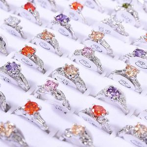 PINKSEE 10Pcs Wholesale Mixed Crystal Rings Clover Zircon Rhinestone Tail Finger Rings Colorful Shiny Party Jewelry for Girls X0715