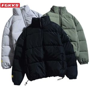 FGKKS Inverno Uomo Tinta unita Parka Collare da uomo di marca di qualità Giacca spessa calda Moda maschile Cappotto Parka casual 211214