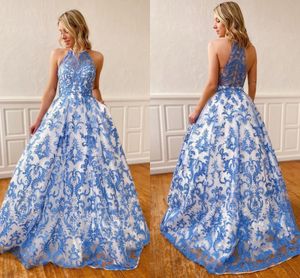 2021 Royal Blue Floral Lace Formell Prom Klänningar Halter Top Long Open Back A Line Princess Evening Elegant Special Occasion Womens Dress