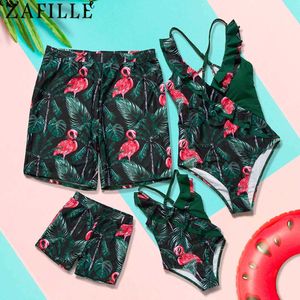 Zafille Women's Swimsuit Kid Flamingo Girls 'Swimsuit Green Swimsuit Green Banhing Family Swimwear Mulheres Ruffles Natação Terno Menino Shorts 210629