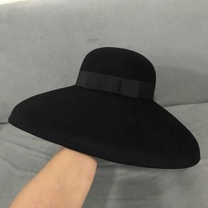 Retro Style Black Pure Wool Felt Floppy Hat Wide Brim Women Winter Fedora Cloche Bowler Hat Ribbon Band Wedding Party Church Hat 210531