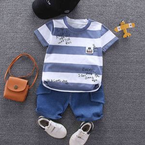 Baby Little Boy's Clothing Set Sommar Striped Children's Kid Sport Suit 2021 Toddler Boys Kortärmad Kläder 1 2 3 4 5 år G220310