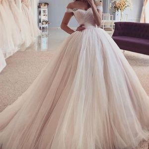 Abiti da sposa A Line 2021 Modest Plus Size Off spalla Abiti da sposa Sweep Train Tulle Pieghe con perline Africano Custom Made