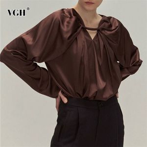 Kadınlar için Beyaz Zarif Gömlek V Boyun Uzun Kollu Oymak Dantelli Ince Kore Bluzlar Kadın Moda Bahar Giyim 210531