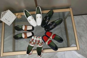 2021 Classic Office Shoes Professionell tjock häl kvinna Sexig feststorlek 35-42