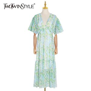 Casual Print Dresses Female V Neck Short Flare Sleeve Hög midja Bohemian Style Ruched Dress Women Fashion Clothing 210520