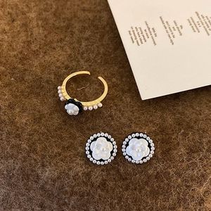 Stud Trend Fashion Korean Style Vintage Camellia Flower Pearl Ring Earrings For Women Female Friend Jewelry Gifts