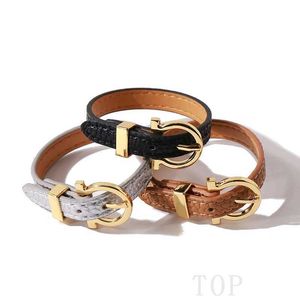 Mann Frau Manschette Armband 2020 Beliebte Luxus Schmuck Edelstahl Designer Straße Schuss PU Armband Hohe Qualität Paar Oberen Q0720