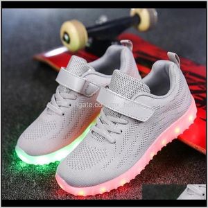 Baby Kids Maternity Drop Delivery 2021 Uncle Jerry Child Summer Light Up per ragazzi e ragazze Led Sneakers Usb Ricaricabile Traspirante Bambini