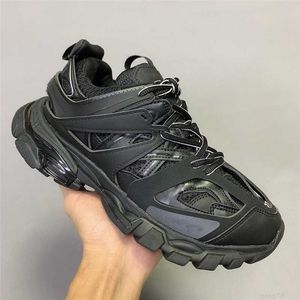 2022 Luxury Designer Track Glow Dress Shoes Tess.s.gomma Truck Trainer Sneaker Lace Up Black Unisex Trainers Shoe Sneakers with Box