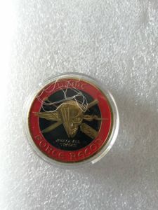 アメリカ合衆国海兵隊の土産物ギフトUSMCフォースレコンスカルパターン記念コインゴールドメッキグッズコイン