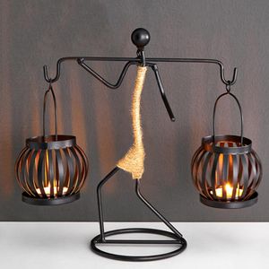 Świeczki Posiadacze Nordic Rzeźba Candlestick Handmade Figurki Abstrakcyjna Charakter Metalowy Uchwyt Iron Home Art Decoration Prezenty