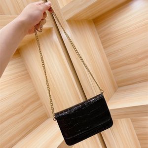 Mulheres de Alta Qualidade Moda Saco Pequeno Face Brilhante Padrão de Crocodilo com Cadeia De Corrente Ajustável Requintado Três Cor Versátil Sacos Cross Body