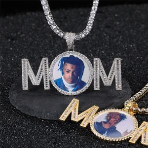 Regalo per la festa della mamma MOM Ciondolo personalizzato per collana ricordo con foto placcato oro argento con catena da tennis in corda