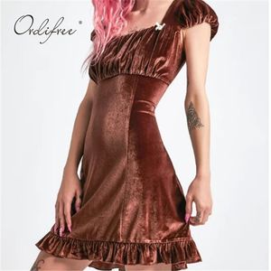 Summer Vintage Women Velvet Short Sleeve Ruffle Pleated Retro Sexy Party Mini Dress 210415