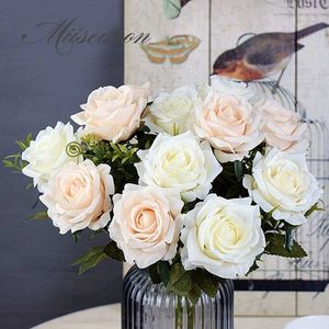 6頭白いバラの造花のシルク高品質の結婚式の装飾の冬の偽の大きな花赤の装飾秋T191029