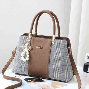 HBP Non- fashion Korean handbag women's 2021 messenger bag simple versatile atmosphere personality 1 sport.0018 J2YA