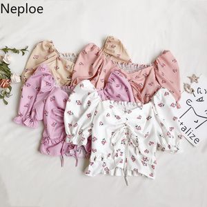 Neploe Crop Tops Summer Sweet Ruffles Blusar Kvinnor Square Collar Lace Up Floral Shirt Puff Sleeve Pläterad Blusas Mujer 210422