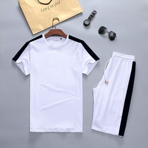 メンズトラックスーツ20SSデザイナー服コットンTシャツ半袖ショーツセットラウンドネックルーズトレンド2個のスポーツ