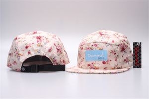 Diamanter Floral/Flower Justerbar 5 Panel Flat Visor Baseball Strapback Hats Brand Diamonds Hip Hop Street S Caps Bone Chapeau Women's