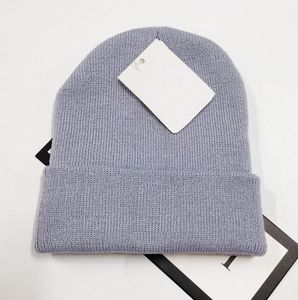 10 stücke Winter Weihnachten Hüte Für mann frauen sport Mode Mützen Skullies Chapeu Caps Baumwolle Gorros Wolle warme mütze gestrickte kappe 6 farben