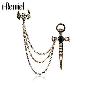 Pins, broscher Metal Wing Skull Cross Sword Tassel Rhinestone Brosch Lapel Pin för Herr och Kvinnors Skjorta Collar Pins Badge Decoration