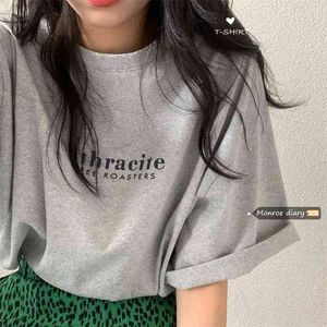Versão coreana cinzento manga curta mulheres design minority solto versátil t-shirt de verão base 210529