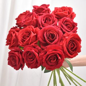 Pojedyncza łodyga Flanel Rose Realistyczne Sztuczne Róże Dekoracyjne Kwiaty Na Walentynki Wedding Wedding Bridal Bridal Garden T9i001746