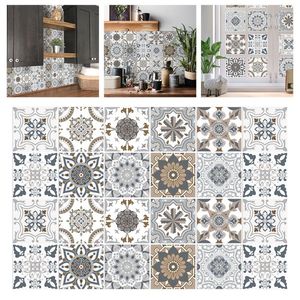 Naklejki ścienne 24pcs backsplash płytka skórka klei lepki wodoodporne zdejmowane naklejki schodowe do wystroju kuchni w łazience