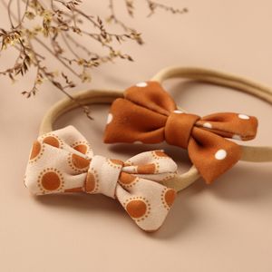 Baby Bows Headbands Tjejer Mjuka Härliga Hårtillbehör För Nyfödd Tunn Nylon Turban Traceless Spädbarn Söt hårband Ny TRAND