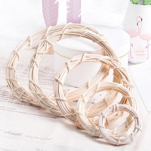 Wholesale di wedding resale online - Decorative Flowers Wreaths cm White Rattan Ring Artificial Garland Dried Flower Frame For Christmas Easter Home Wedding Decor DI