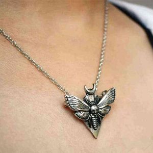 Vintage Gothic Moon Skull Moth Layered Necklace Women Simple Wiccan Death Jewelry Butterfly Insect Pendant Punk