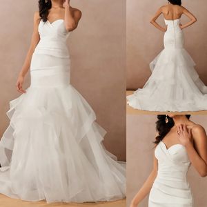 2021 Gorgeous Sweetheart Mermaid Wedding Gowns Coverd Button Backless Sweep Train Chruch Style Bridal Dress Custom Made