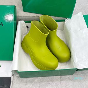 Desinger Women Bott Puddles Rainboots Boot Italien Märke Luxurys Designers Skor Kvinna Gummi Regn Stövlar Vattentät Sko Plattform PVC-booties