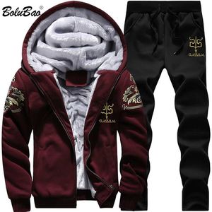 Bolubao Zima Grube Mężczyźni Sport Suit Dressuit Z Kapturem Sportowy Zipper Scargan Kapturem + Spodnie Elastyczne Casual Men Set 211222