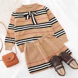 ファッションキッズベビー服セット春秋の子供の女の子編みセータートップ+スカート2ピーススーツ