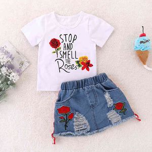 Barnkläder Suit Summer Broderi Skriv ut Kortärmad + Skirt 2pcs Set Toddler Girl Christmas Outfits 210515