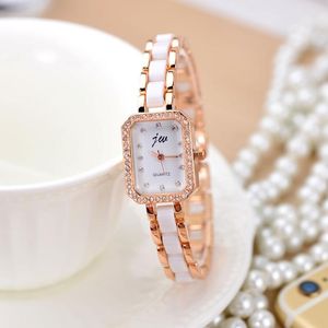 Rose Gold Women Watch Lady Armbandsur Alloy Square Kvinna Klocka för Present Diamond Crystal Chain Casual Quartz Klockor Klockor