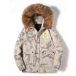 Piumino d'anatra bianco da uomo Cappotto spesso Cappotto Parka invernale Uomo Cappello staccabile Pelliccia con cappuccio Giacca a vento Outwear Camouflage Y1103