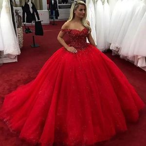 2021 Vintage Red Quinceanera Klänningar Prinsessan Sparkly Sequins Ball Gown Off Shoulder Long Puffy Tulle Prom Party Gowns Brithday 15 Sweet 16 Dress