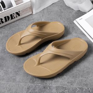 Sälja bra män kvinnor sandaler bekväma och lätta beach tofflor lady gentlemen flip flops flip-flops mjuka botten