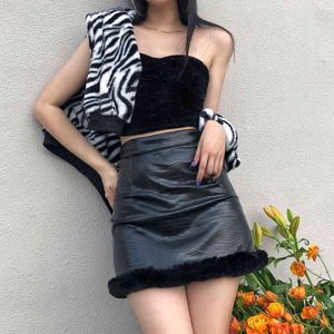 Goth High-Waisted Women Y2k Black Faux Leather Pu Skirts With Fur Lady Trendy Harajuku Warm Female Mini Skirt Winter Saias 210415