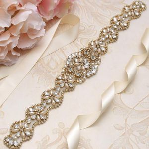 2021 Wholesale Sparkling Sequence Beaded Clear Pearl Belt Sash On Waist