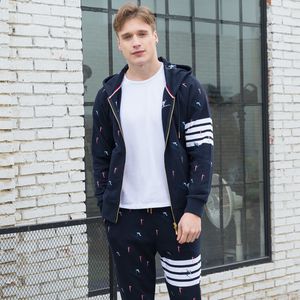 Fashion Sweatshirts Brand Hooded Kläder Skidbroderi Jacka Män Kvinnor Hoodies Par Casual Sportswear Coat