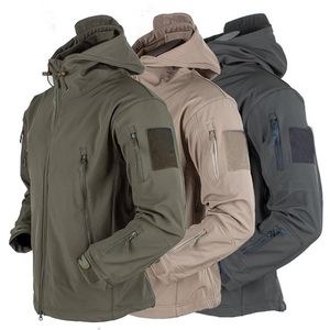 Militar Shark Skin Soft Shell Roupas Homens Táticos Aproprente À Prova de À Prova D 'Água Jaqueta De Jaqueta Piloto Piloto Capuz Casaco Bombardeiro Jaqueta S-4XL 211110