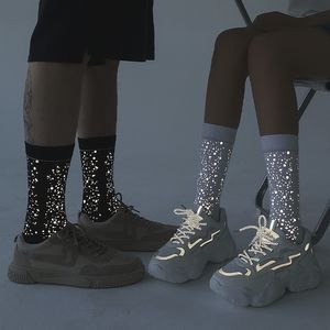 Yansıtıcı Çorap Sokak Modası Spor Rahat Güzel Çorap Nefes Alabilir Orta Tüp sonbahar Kış Çorap