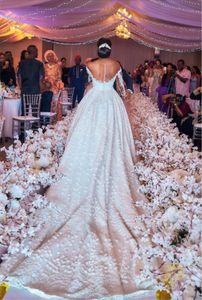 2021 Najnowsza luksusowa suknia balowa z długim rękawem iluzja Iluzja Top Pearl Kościa koronkowe suknie ślubne Vestido de Noiva230s