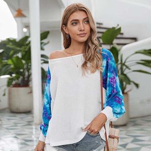 Casual Gestrickte Frauen T-Shirt Tie Dye Patchwork Oansatz Langarm Hohe Streetwear Weibliche Tees Top W627 210526